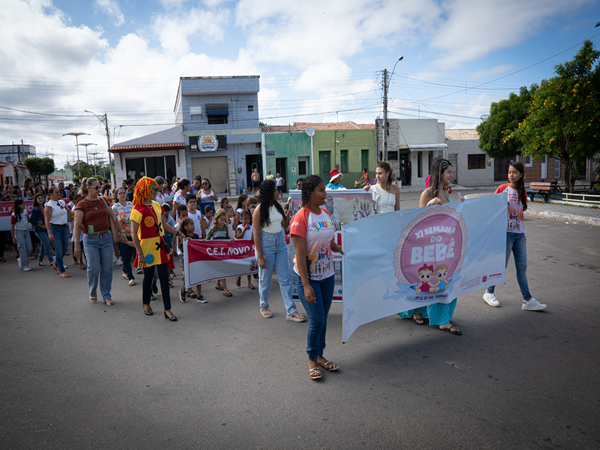 Encerramento da XI Semana do Bebê é marcado por caminhada e atividades para crianças