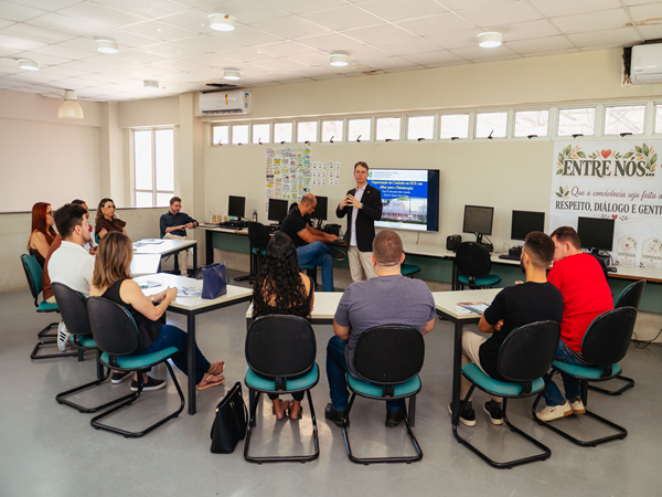 Prefeitura de Milagres promove capacitação para profissionais de Fisioterapia da rede municipal